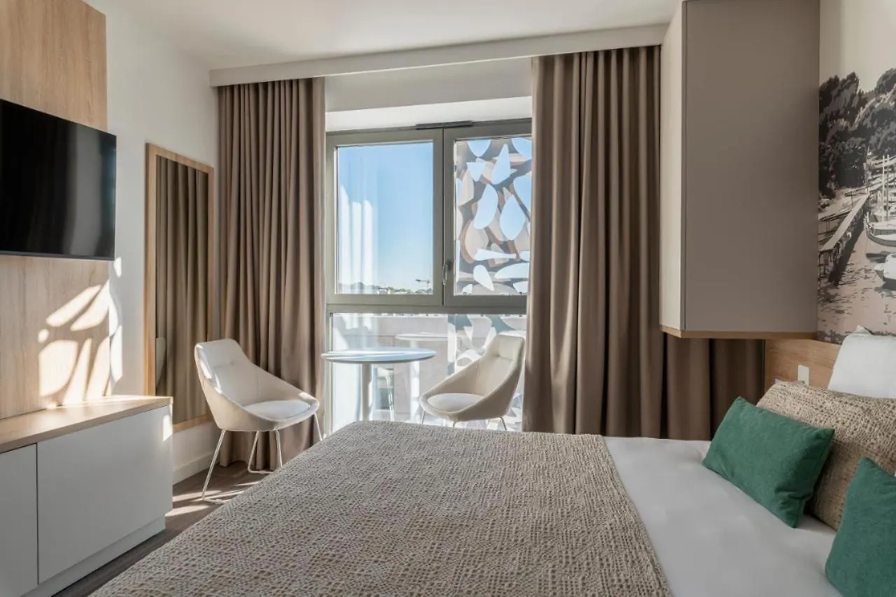 Lagrange Apart'Hotel Antibes Olympie Aparthotel