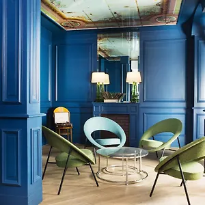 Celeste Batignolles Montmartre Frankrijk